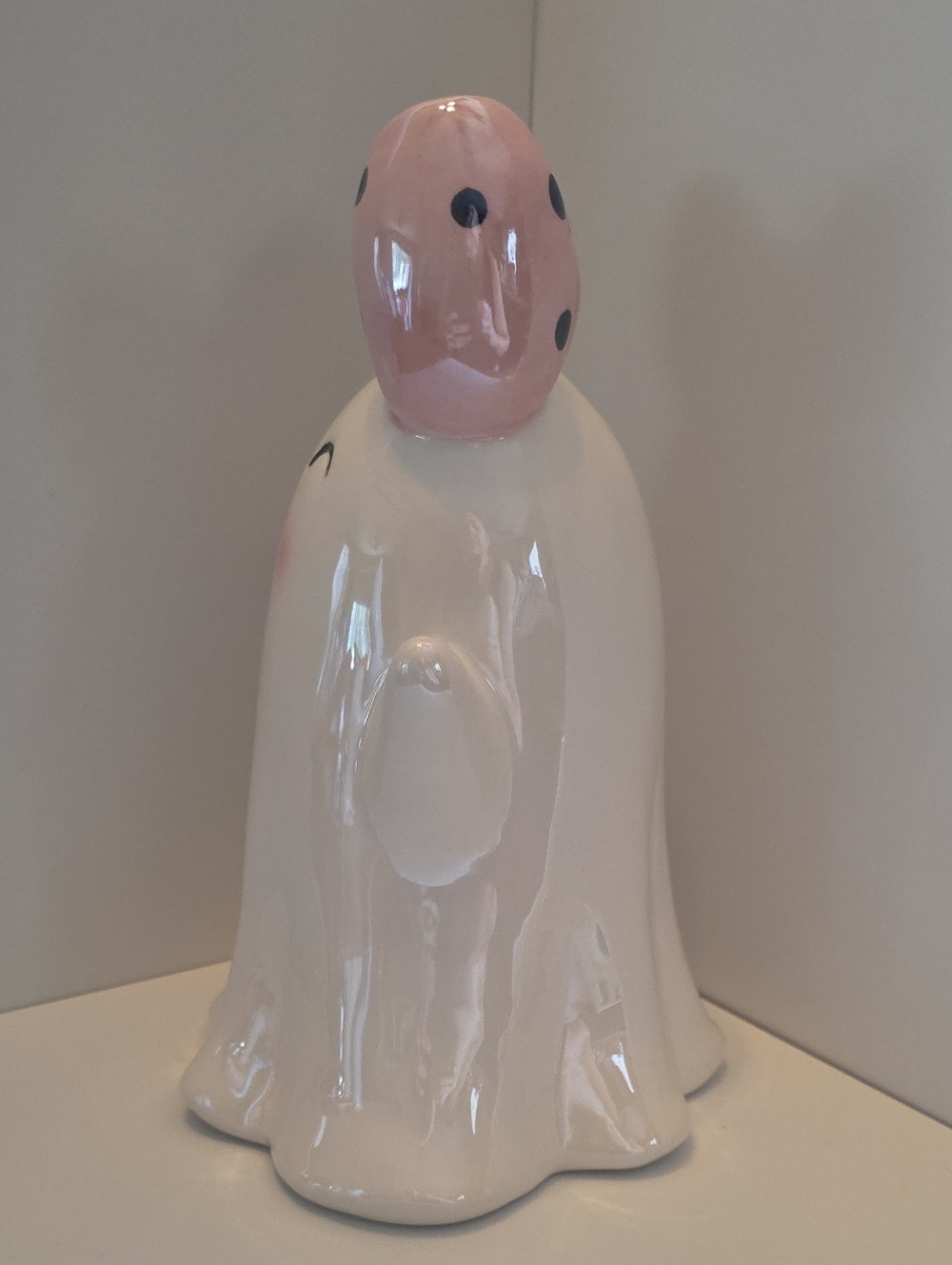 Viral Ceramic Halloween Ghost With Big Pink Bow & Ice Cream Cone 8.5"×6" NWOT - Picture 2 of 8